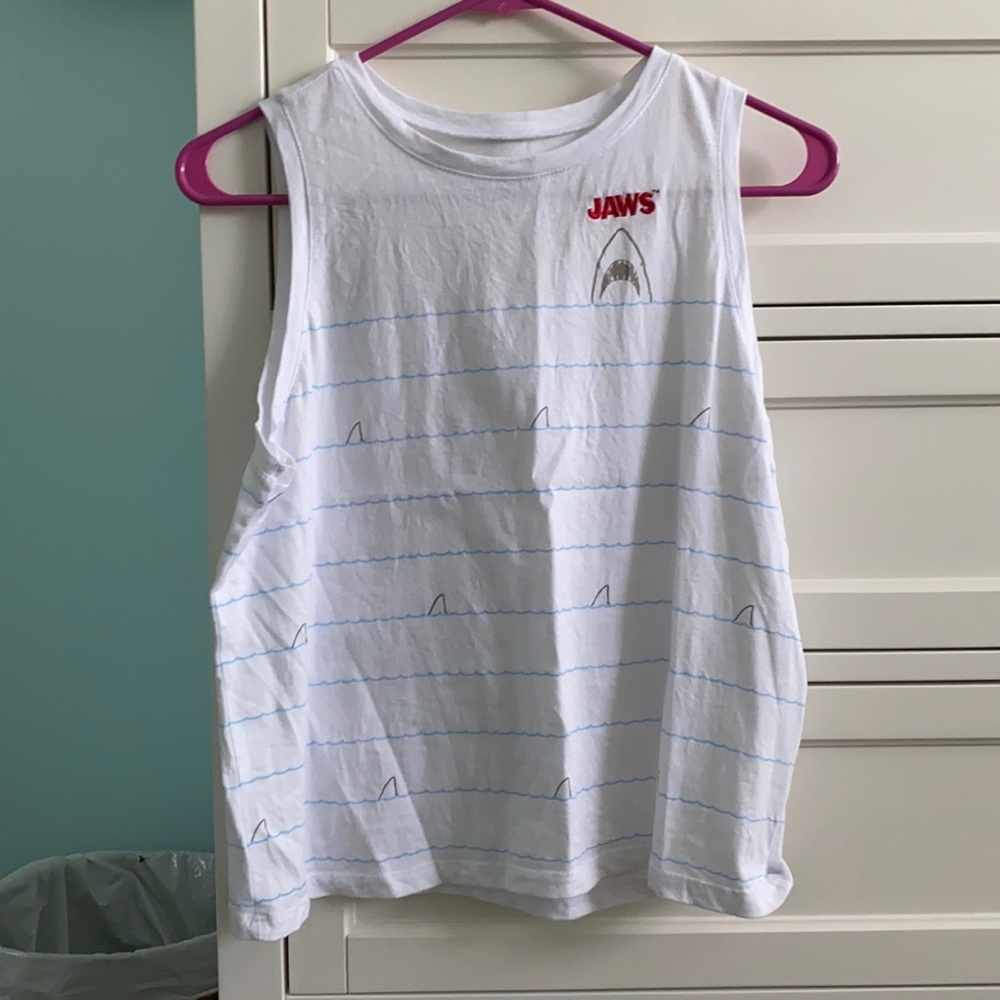 ‼️Low price‼️ Jaws embroidered white tank top